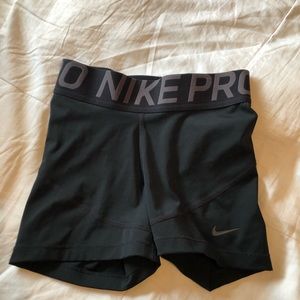 Nike pro Sz XS